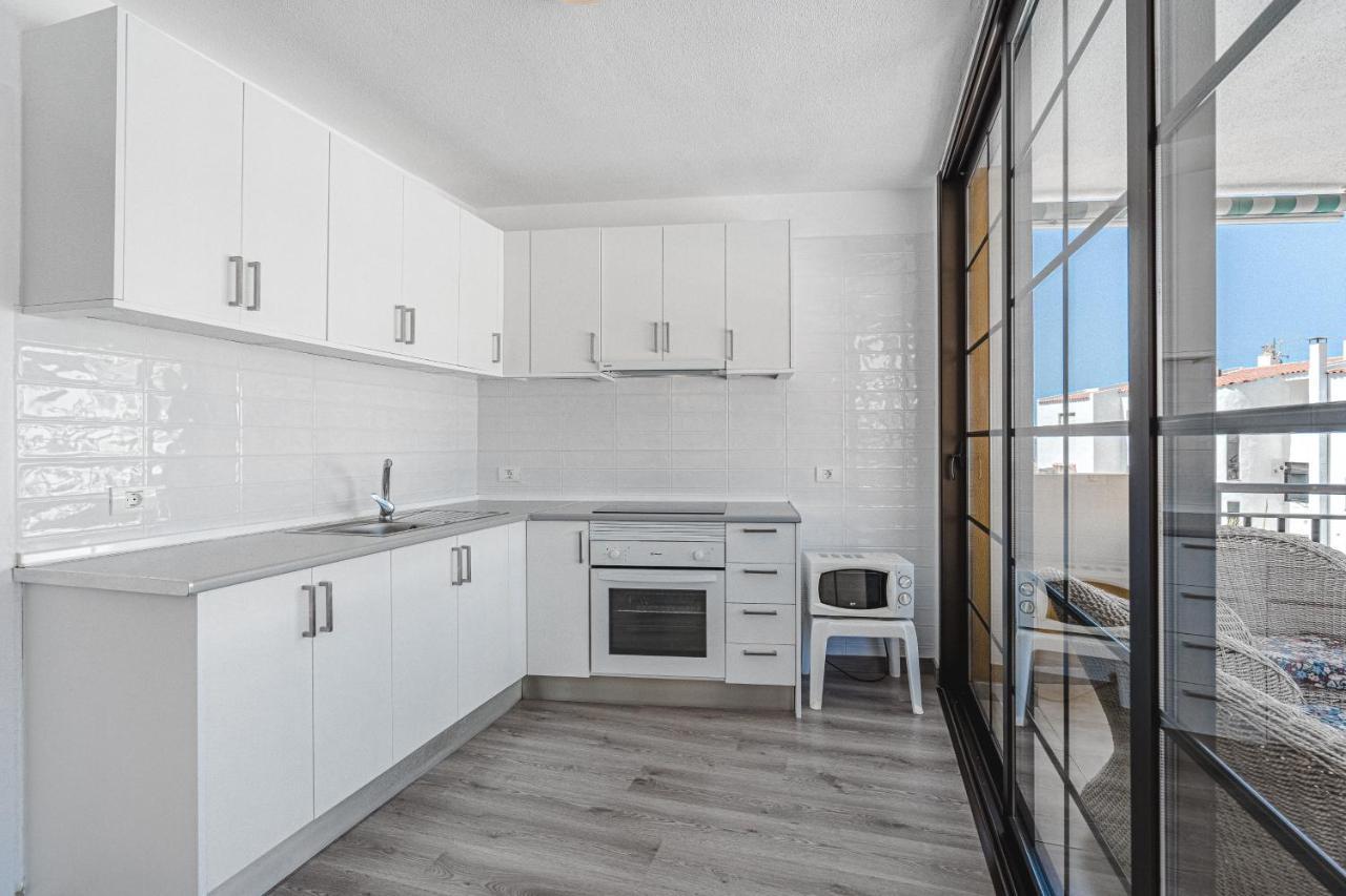 Family Apartment With 3 Bedrooms And Balcony Near Los Gigantes And Ocean Puerto de Santiago  Luaran gambar